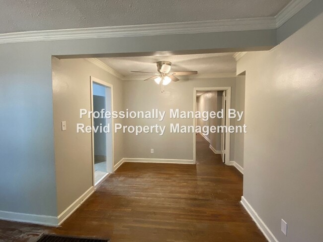 Photo - 328 Buntyn St Apartment