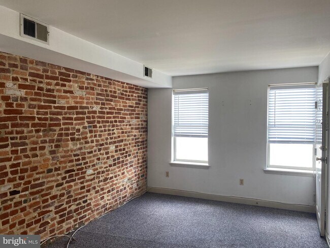 Foto del edificio - 1 W Henrietta St