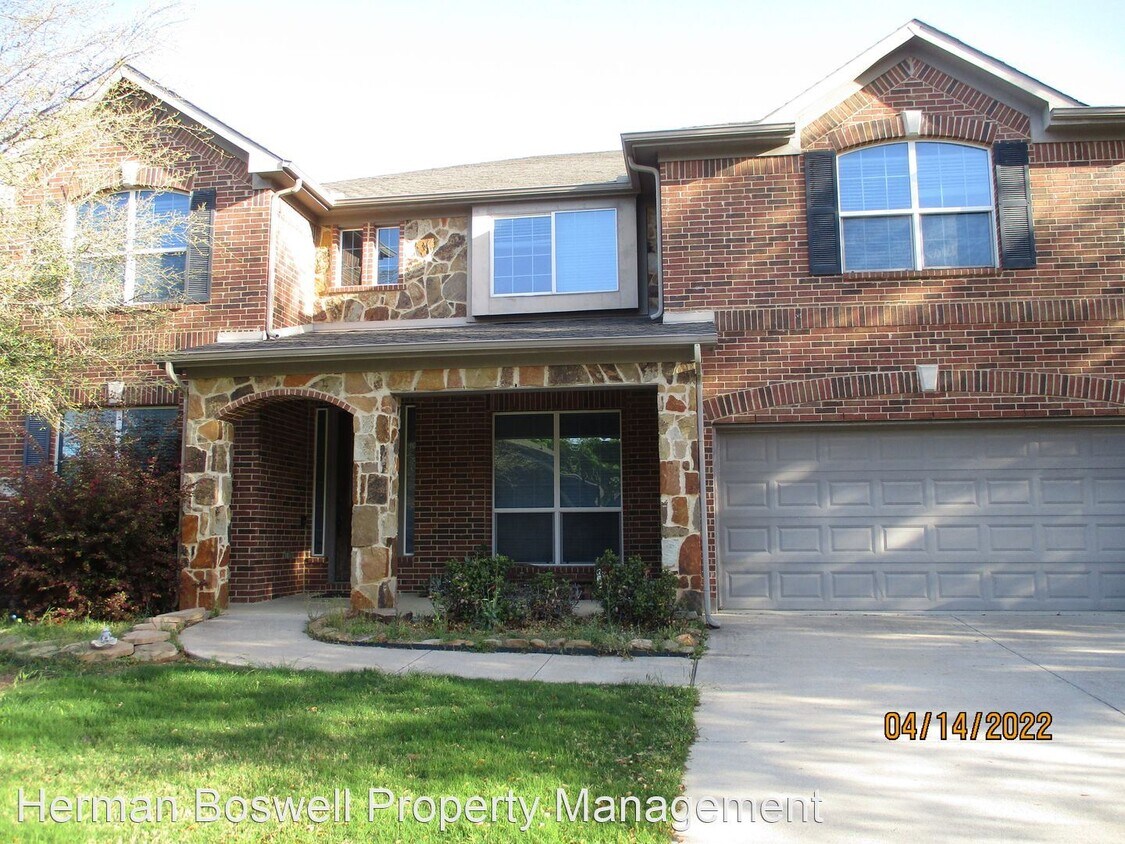 5 br, 3.5 bath House 2505 Mesa Glen Dr House for Rent in Arlington