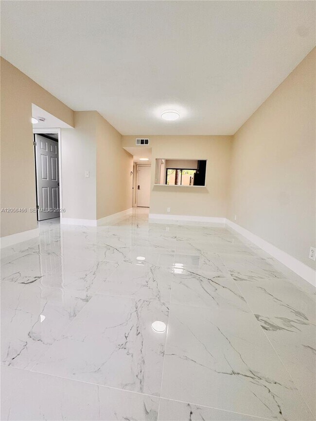 Foto del edificio - 3939 NE 5th Ave