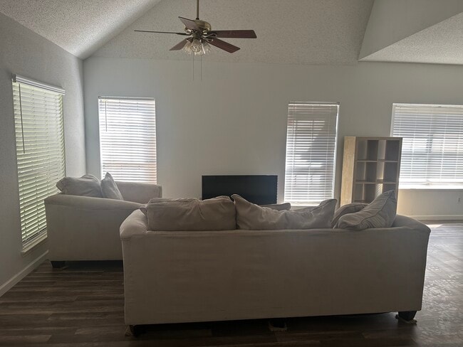 Building Photo - 4322 Palmer Plantation Dr