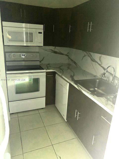 Foto del edificio - 13714 SW 90th Ave