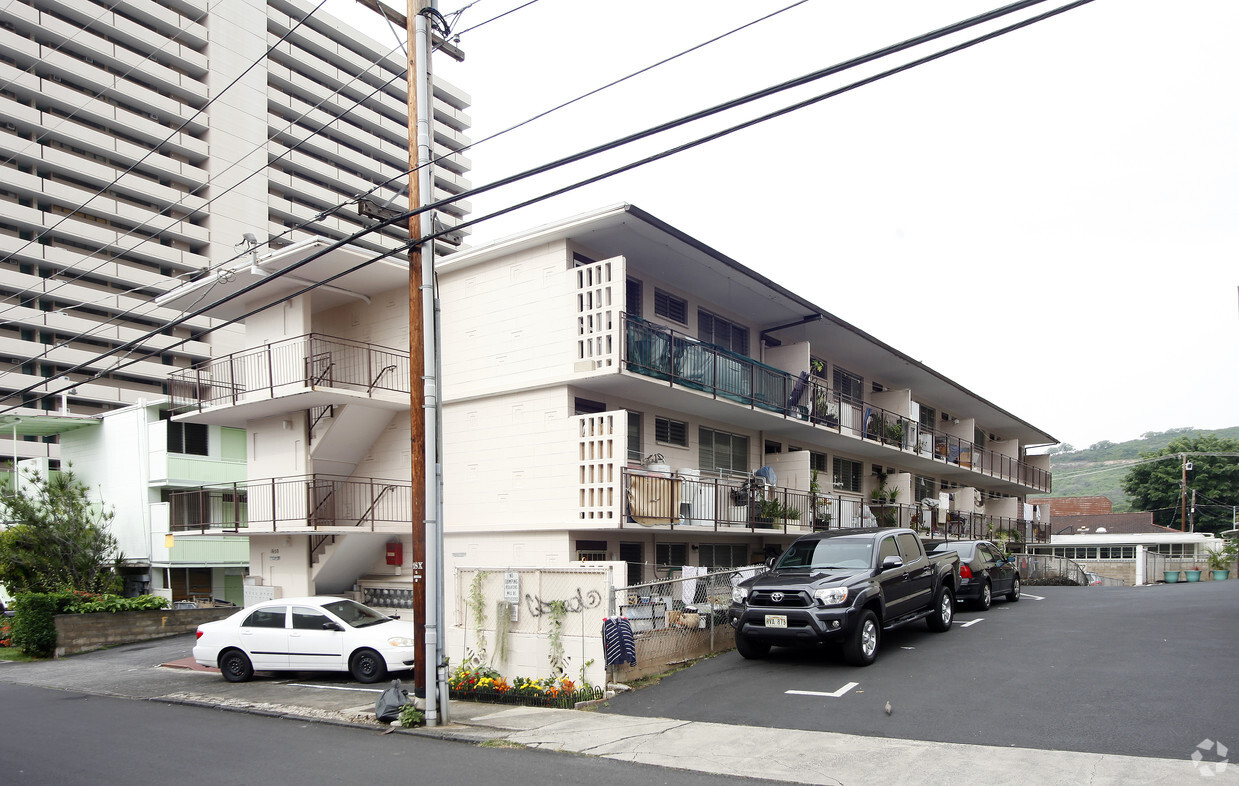 Foto del edificio - 1650 Liholiho St