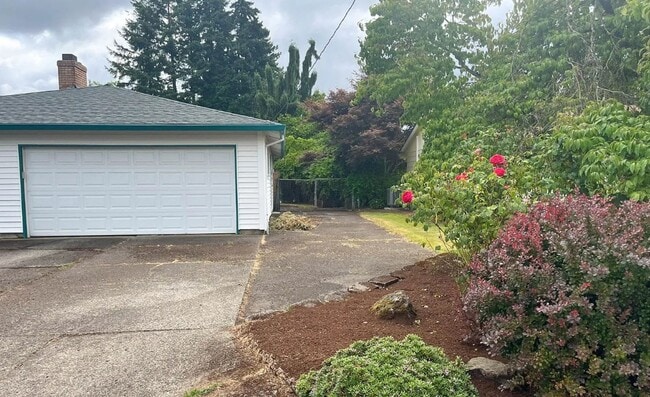 Photo - 15560 SE Thorville Ave House