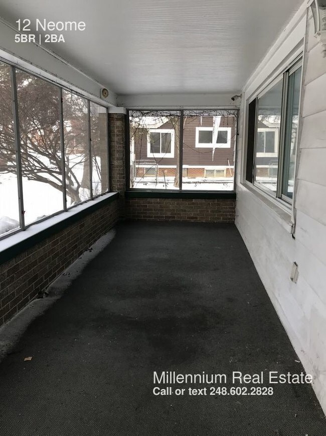 Building Photo - 12 Neome Dr