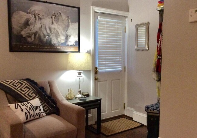 Foto del edificio - 442 3rd St NE