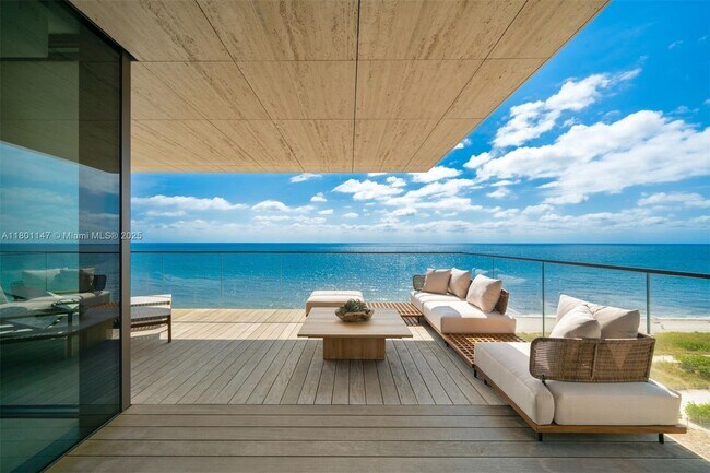 Foto del edificio - 8955 Collins Ave