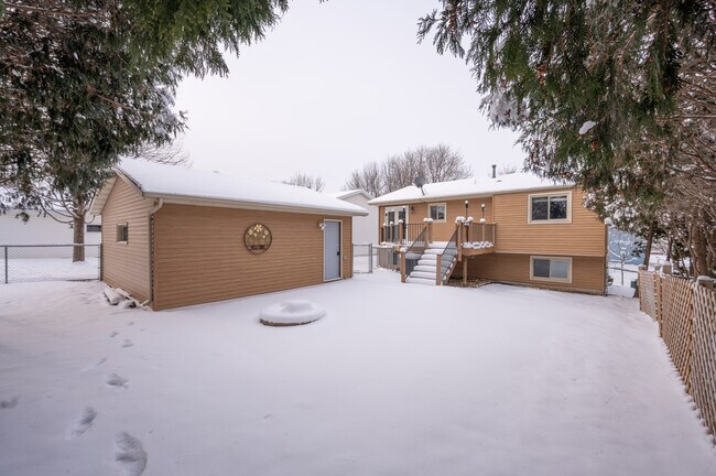 Foto del edificio - 4706 Harvest Ct NW