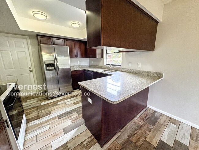 Foto del edificio - 14714 Oak Vine Dr