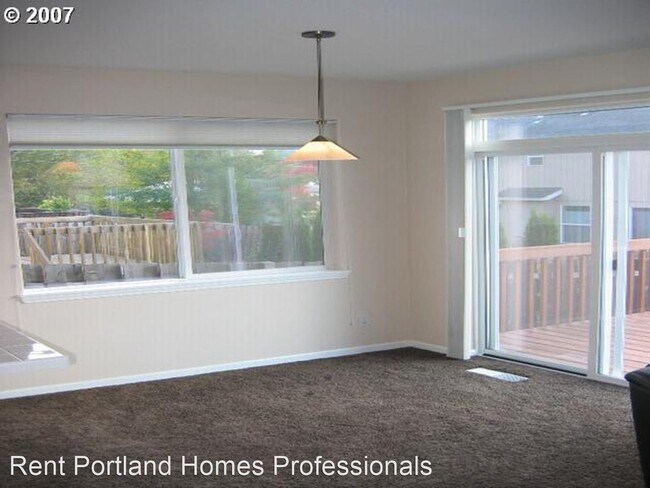 Building Photo - 3 br, 2.5 bath House - 6960 SW Stanford Court