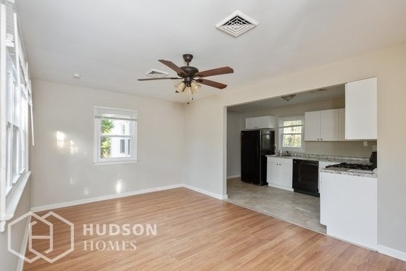 Building Photo - 6215 Roosevelt Ave