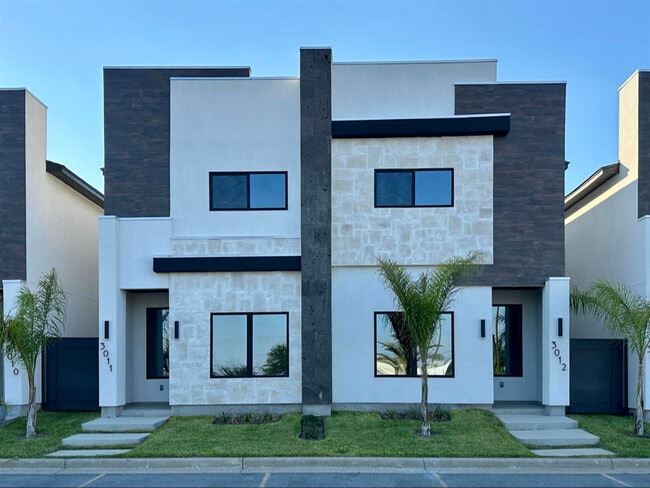 Building Photo - 8218 Casa Verde Rd