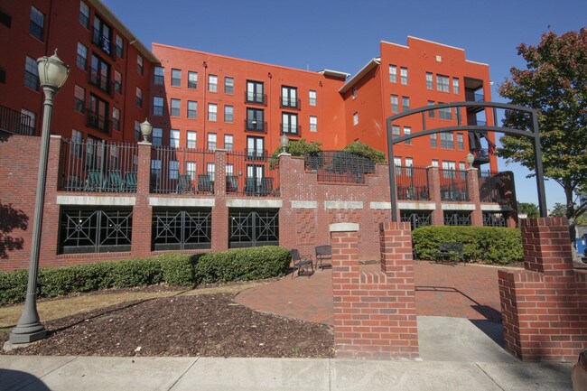 Foto del edificio - InTown Lofts