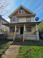 Building Photo - 5504 Linton Ave