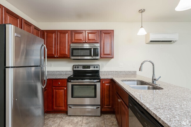 Interior Photo - Great Cedars