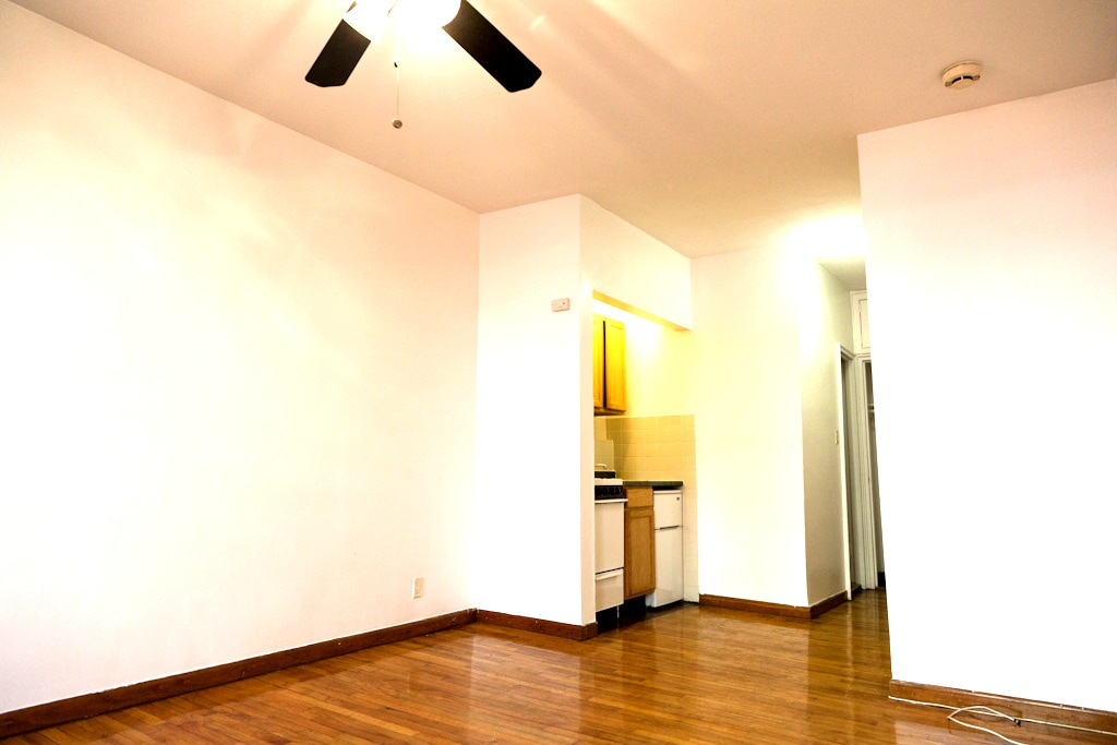 Building Photo - 411 W 54th St