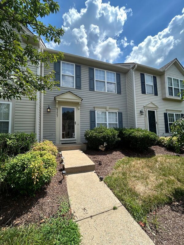 Primary Photo - 9207 Stone Meadow Dr