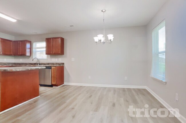 Foto del edificio - 47 Hallow Oak St