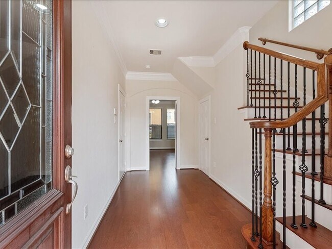 Foto del edificio - 5502 Lunia Ln