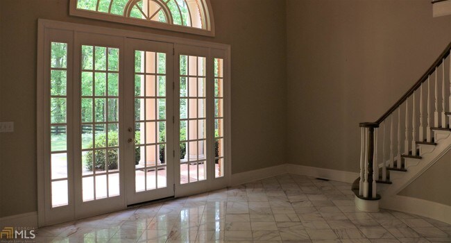 Foto del edificio - 7240 Castleberry Rd