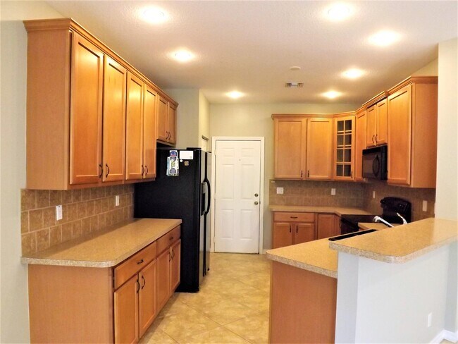 Building Photo - 9121 Villa Palma Ln
