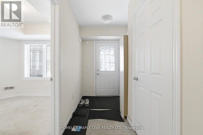Building Photo - 582 Linden Dr