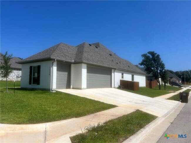 Foto del edificio - 1224 Brody Wy
