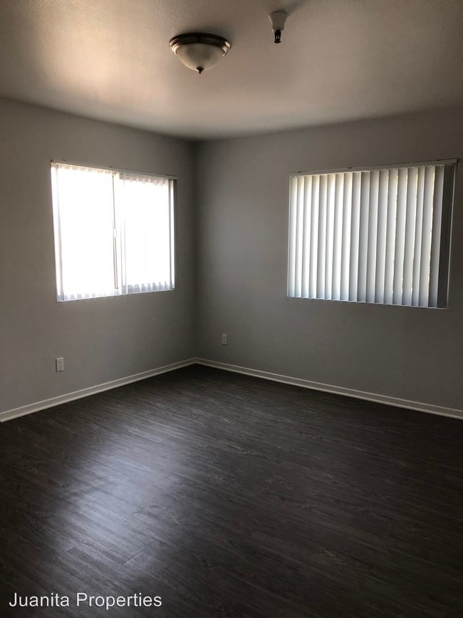 Foto del edificio - 646 N Juanita Ave