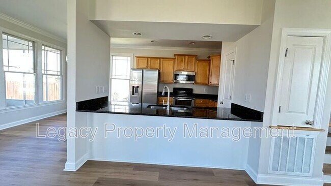 Building Photo - 40 Golden Oats Dr