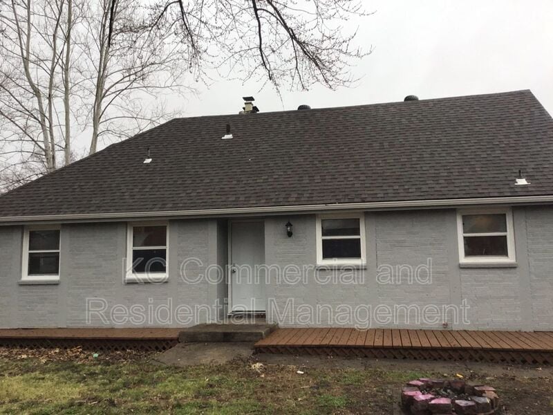831 Marilynn Ave, Liberty, MO 64068 House Rental in Liberty, MO