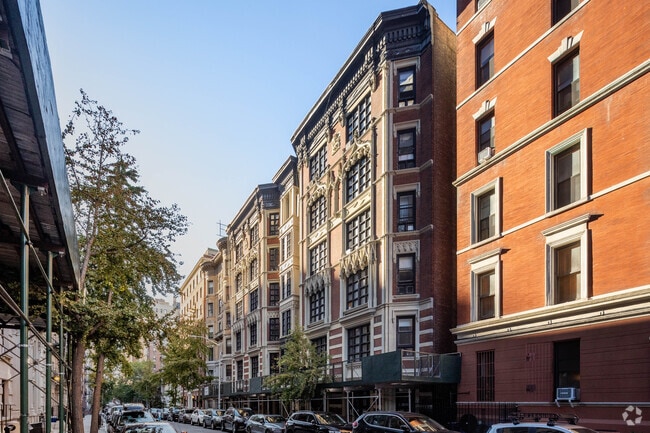 Building Photo - 342 W 85th St