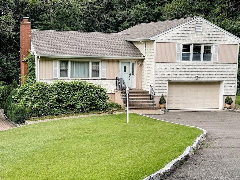 Foto principal - 317 Weeping Willow Ln