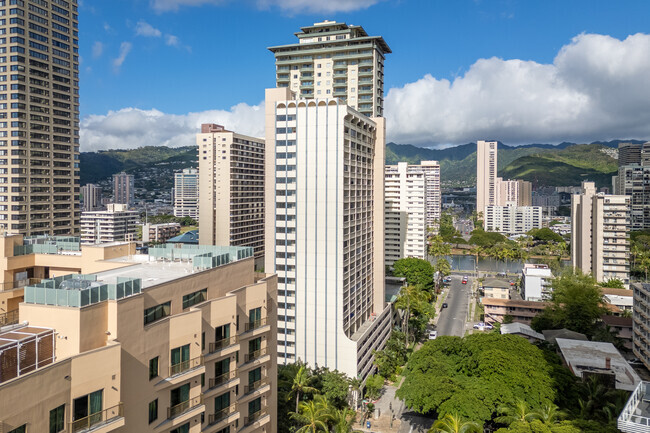 Foto del edificio - La Casa