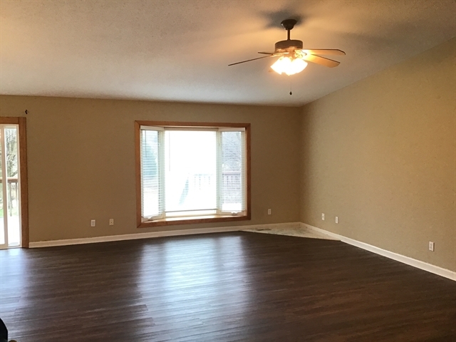 Building Photo - 4246 Paradise Hills Drive