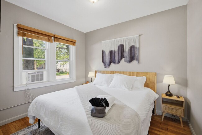 Foto del edificio - 2121 W 11th St