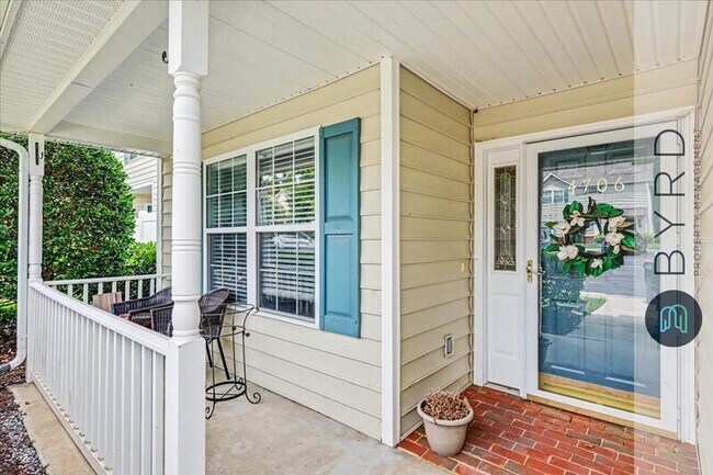 Building Photo - 4706 Twin Hickory Lake Dr