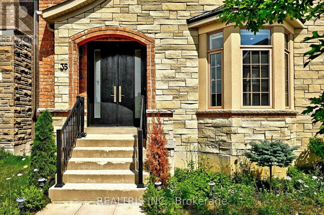 Building Photo - 35 Gordon Landon Dr