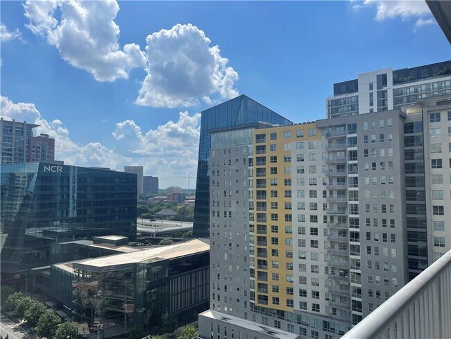 Foto del edificio - 44 Peachtree Pl NW