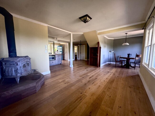 Foto del edificio - 912 Grandview Rd