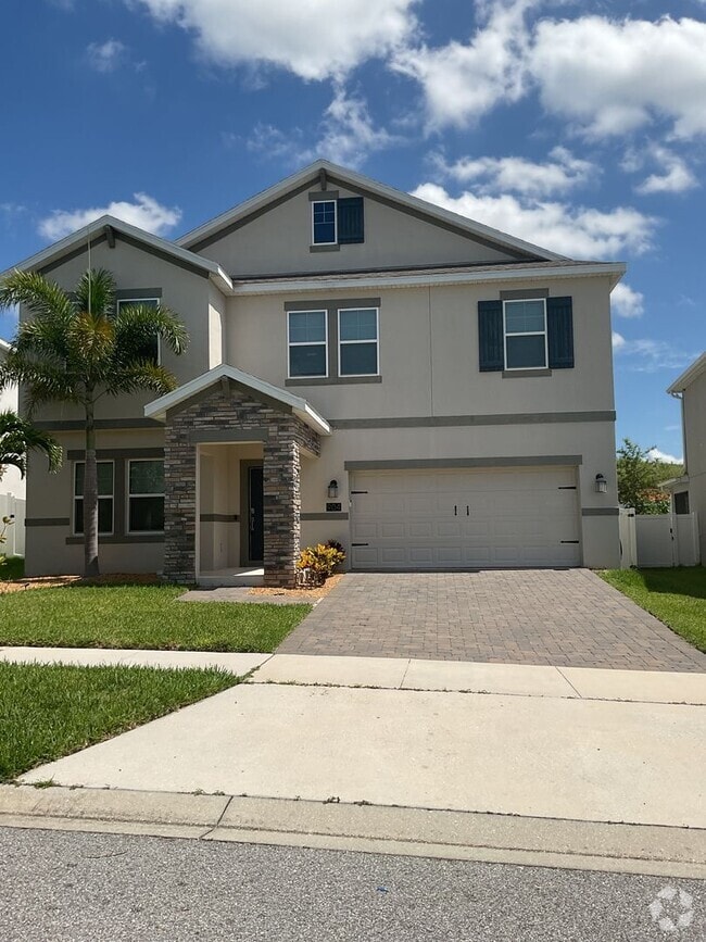 Building Photo - 904 Carmillion Ct