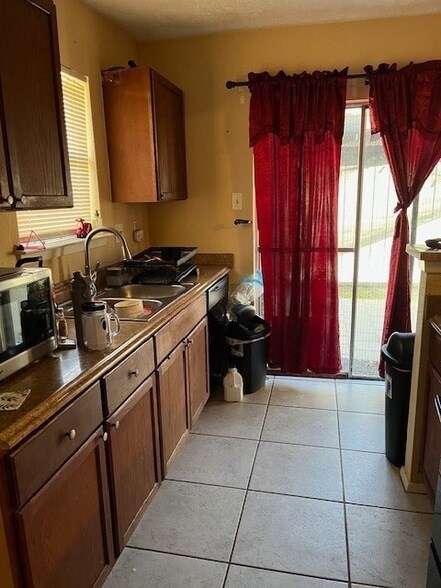 Foto del edificio - 12134 Westwold Dr