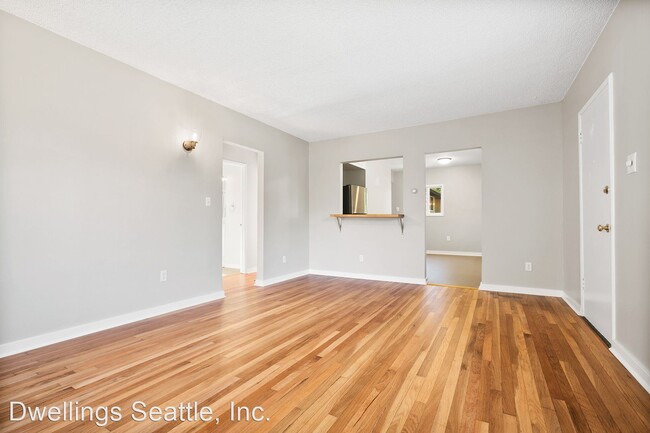 Foto del edificio - 2 br, 1 bath House - 8826 32nd Ave SW