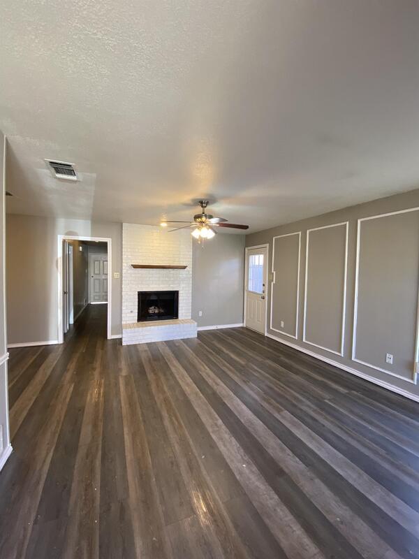 Building Photo - 2406 Kingsford Ct