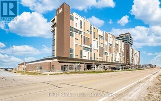 Building Photo - 560-560 N Service Rd