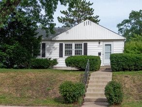 Building Photo - 6825 Xerxes Ave S