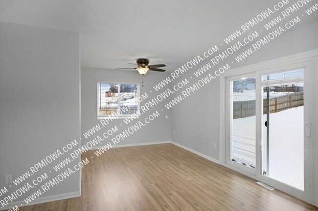 Foto del edificio - 4025 SE 25th St