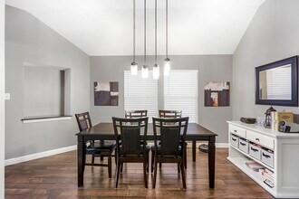 Building Photo - 28139 Canyon Wren Dr