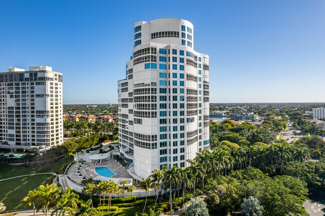 Building Photo - Provence at Park Shore
