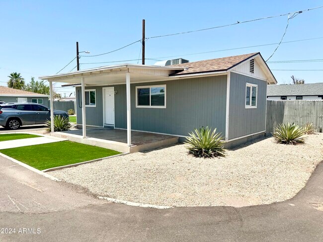 Building Photo - 5123 N 17th Ave