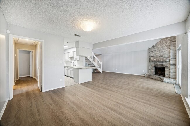 Foto del edificio - 13838 Beech Hollow Ln